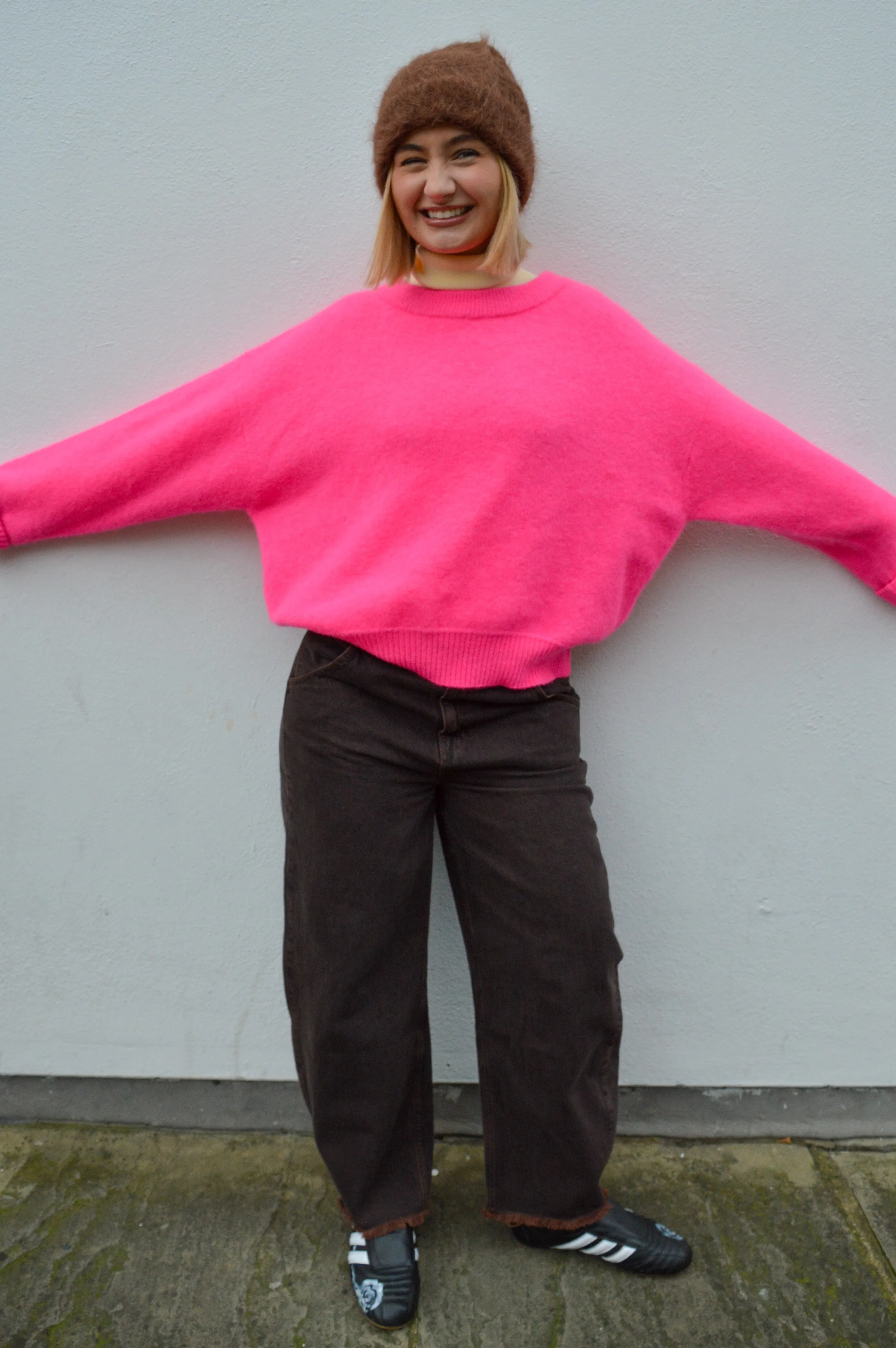 American Vintage Vitow Rose Fluorescent Pink Sweater