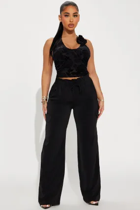 Betty Textured Cargo Pant - Black