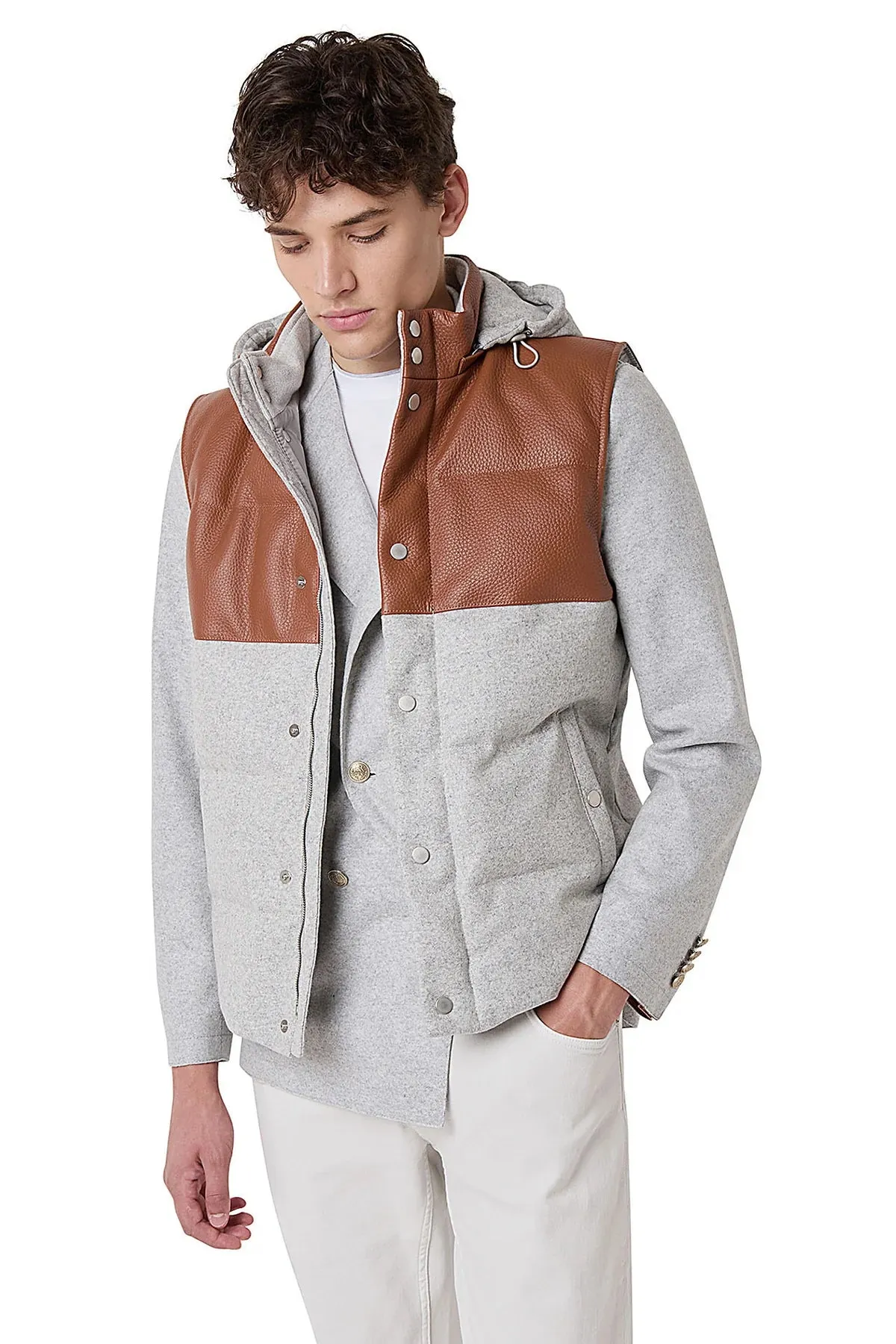 Bimaterico wool and leather vest