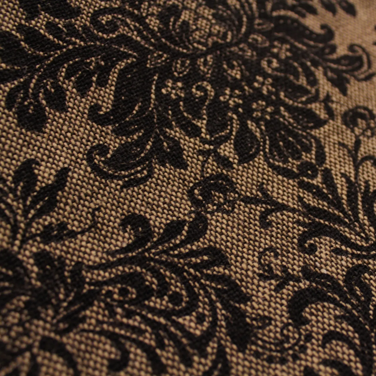 Floral Damask Wool Printed - Brown