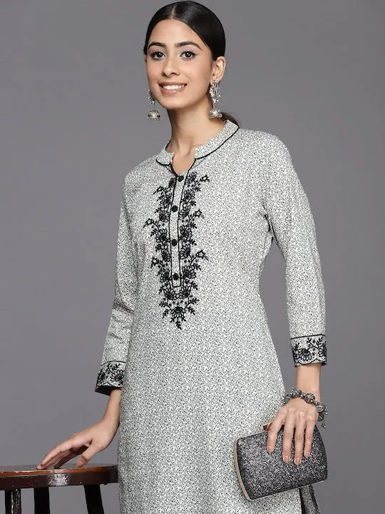 InddusFloral Embroidered Regular Chikankari Pure Cotton Kurta With Trousers