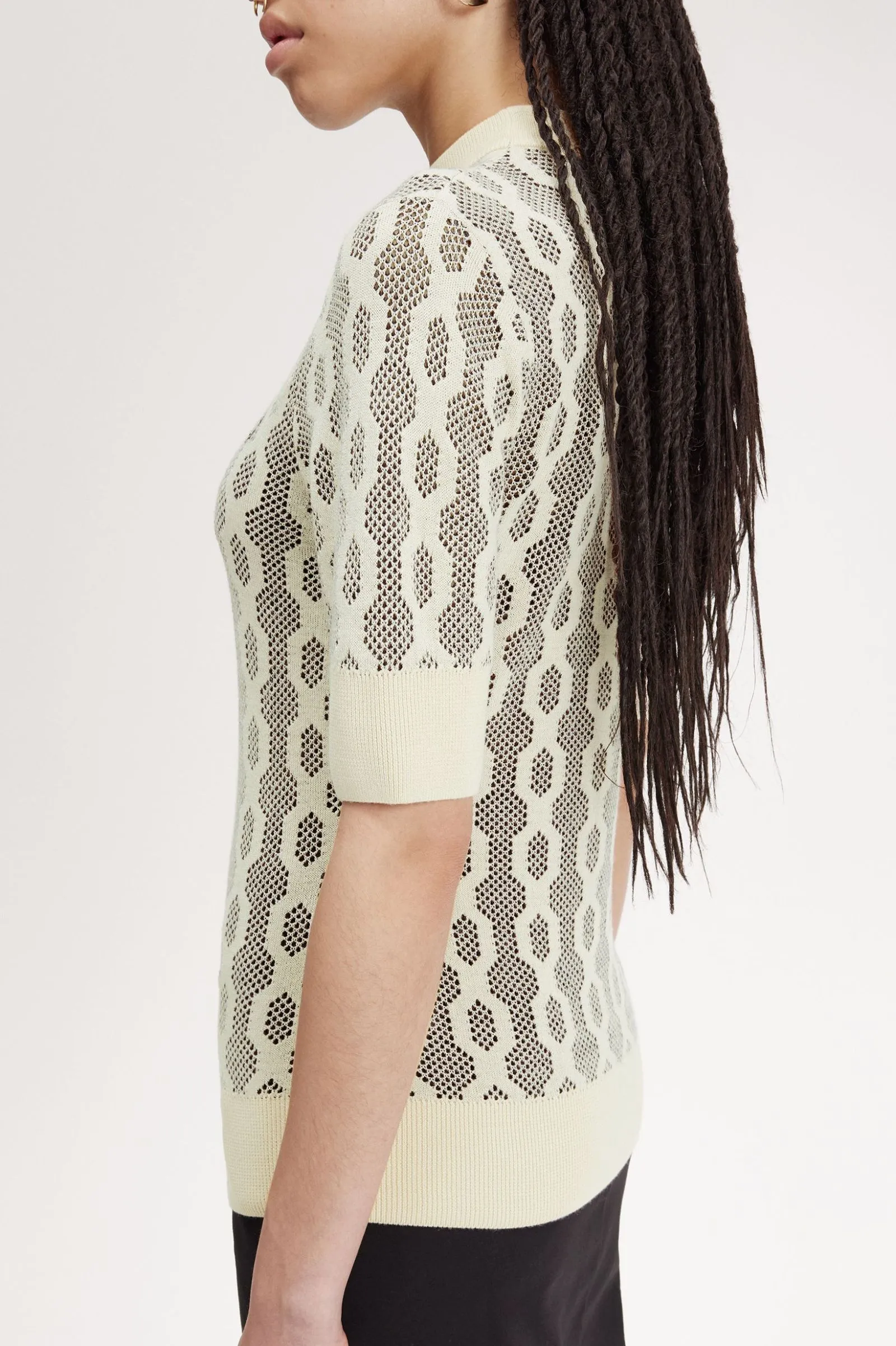 OPEN-KNIT SHORT SLEEVE JUMPER