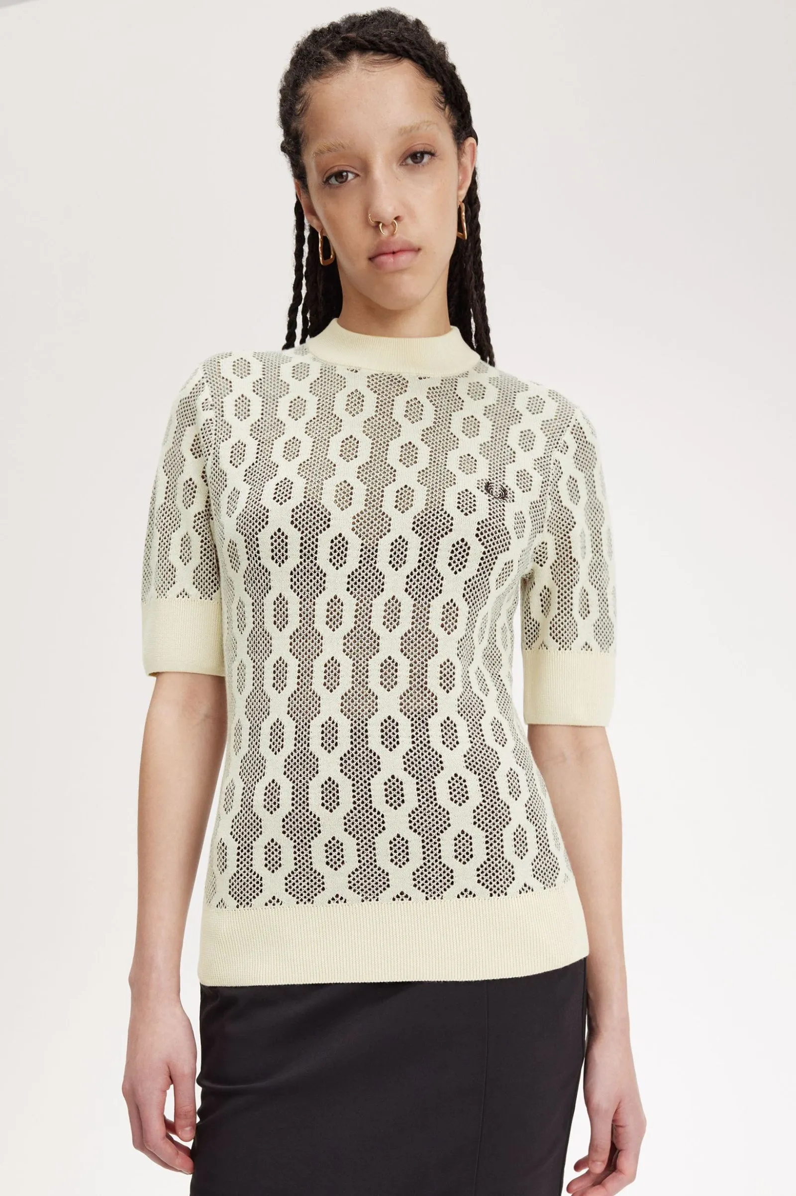 OPEN-KNIT SHORT SLEEVE JUMPER
