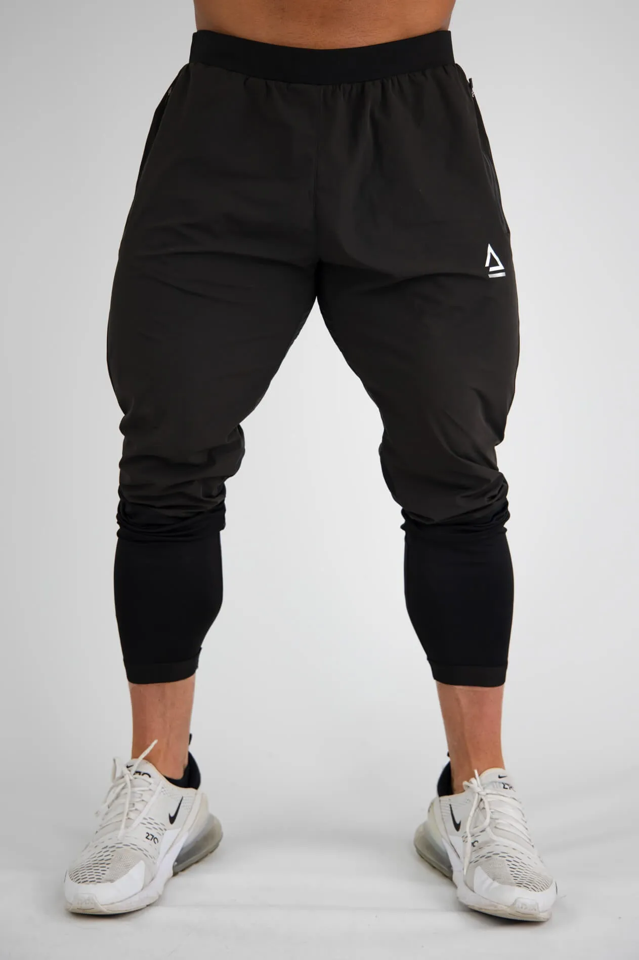 The Runaway Joggers - Khaki