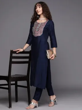 Women Yoke Design Kurta with Trousers
