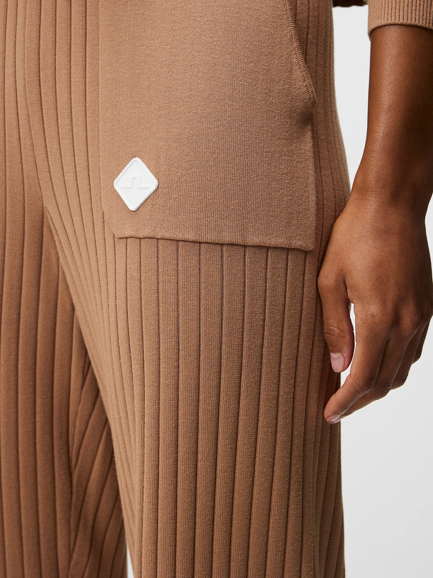 Zania Knitted Pant / Tiger Brown